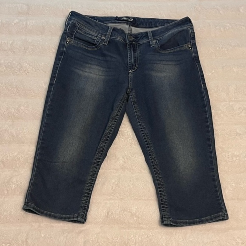 Seven7 Capri Jeans - Size 10